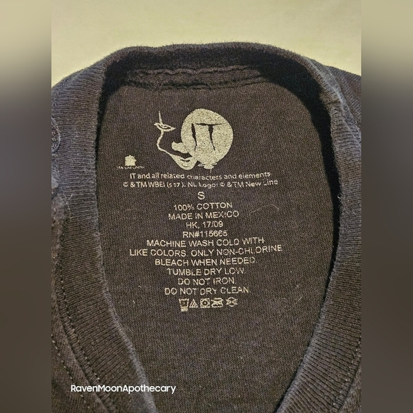 IT t shirt - Picture 3 of 6